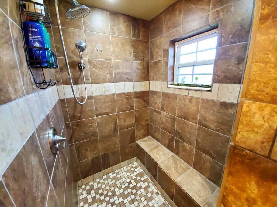 The Greenhouse - 3Bed 2Bath Home In Tahlequah, Ok Bagian luar foto